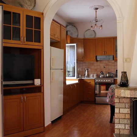 Babacari Apartment Gjirokaster Bagian luar foto