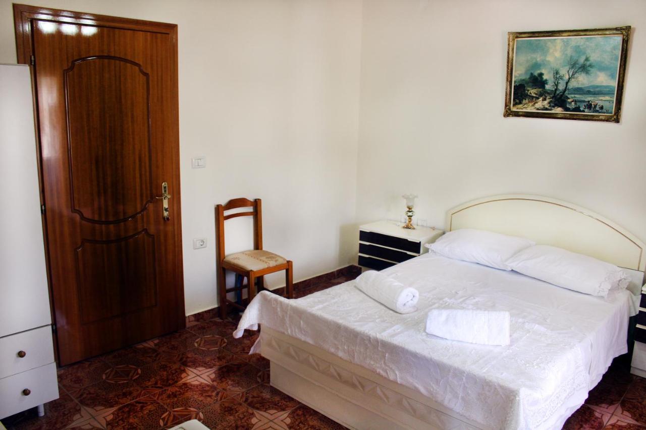 Babacari Apartment Gjirokaster Bagian luar foto
