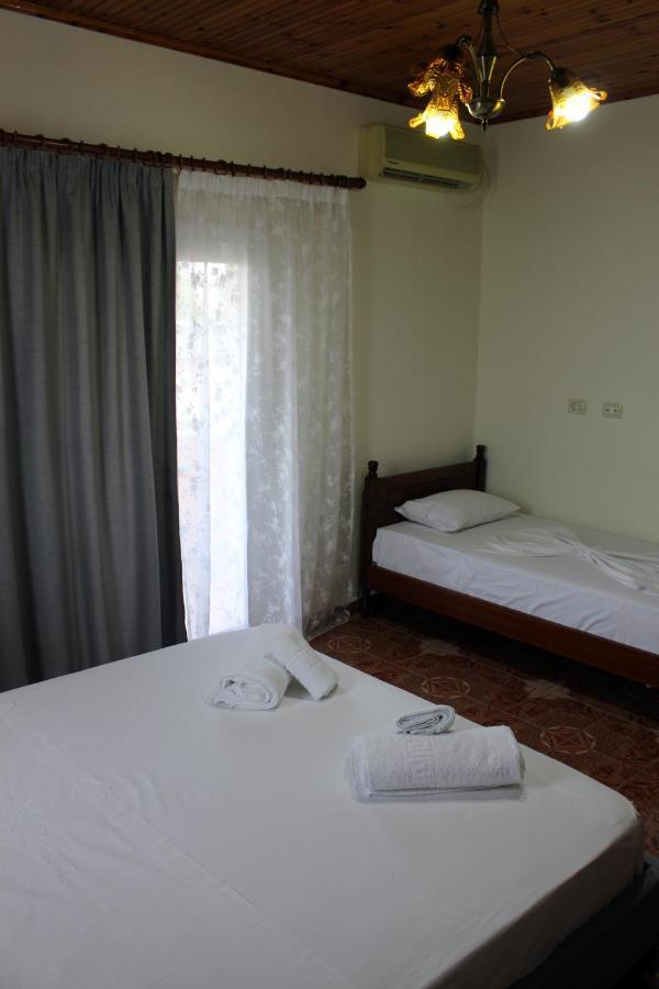Babacari Apartment Gjirokaster Bagian luar foto
