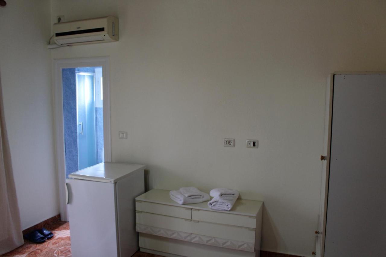 Babacari Apartment Gjirokaster Bagian luar foto